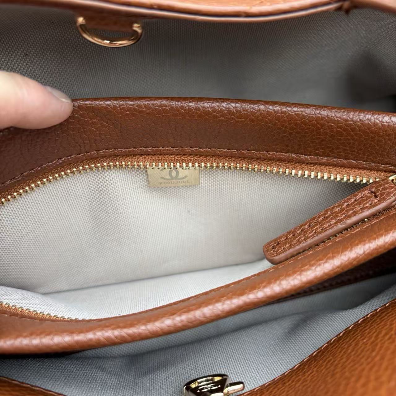 Vintage CHANEL Long Handle Shoulder Tote Bag