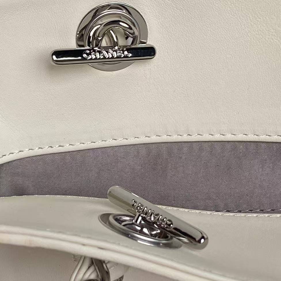 Chanel Paris London Limited Edition Graffiti Airport Tote Bag (Milk White Dyeing Powder)