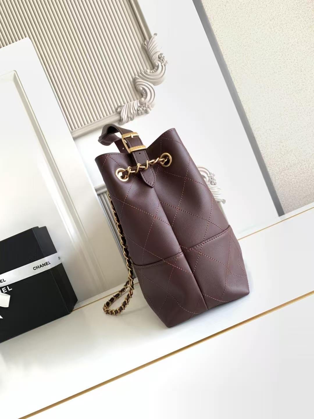 Chanel tote bag AS5634 dark brown version