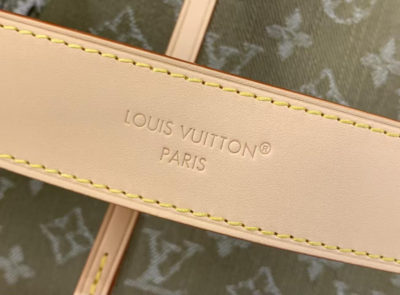 LV Carryall Cargo PM (item number M27623 khaki green denim)