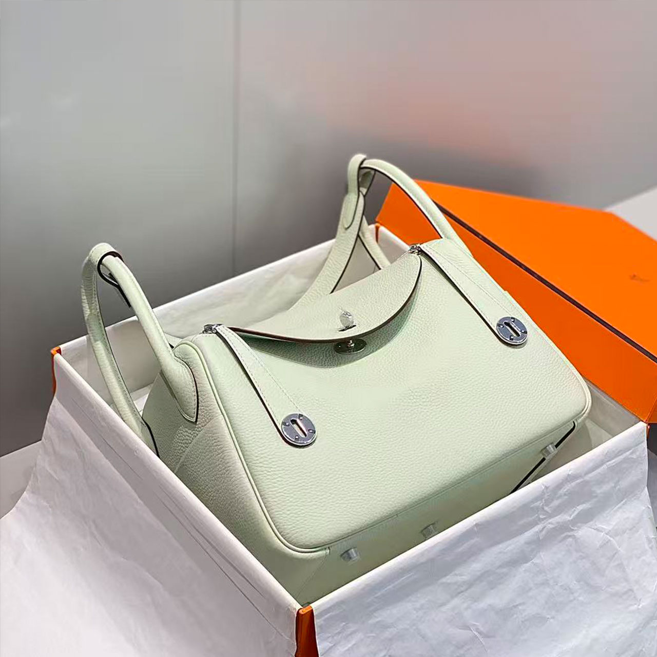 Herm è s Lindy 26 Mint Green Togo Doctor's Pack