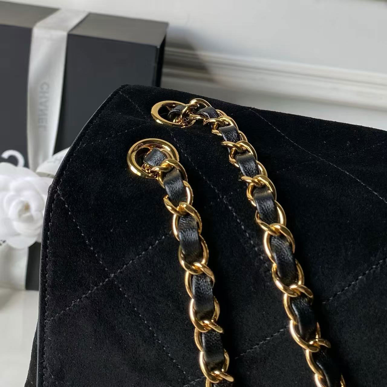 CHANEL black suede diamond grid retro gold chain large CF tote bag