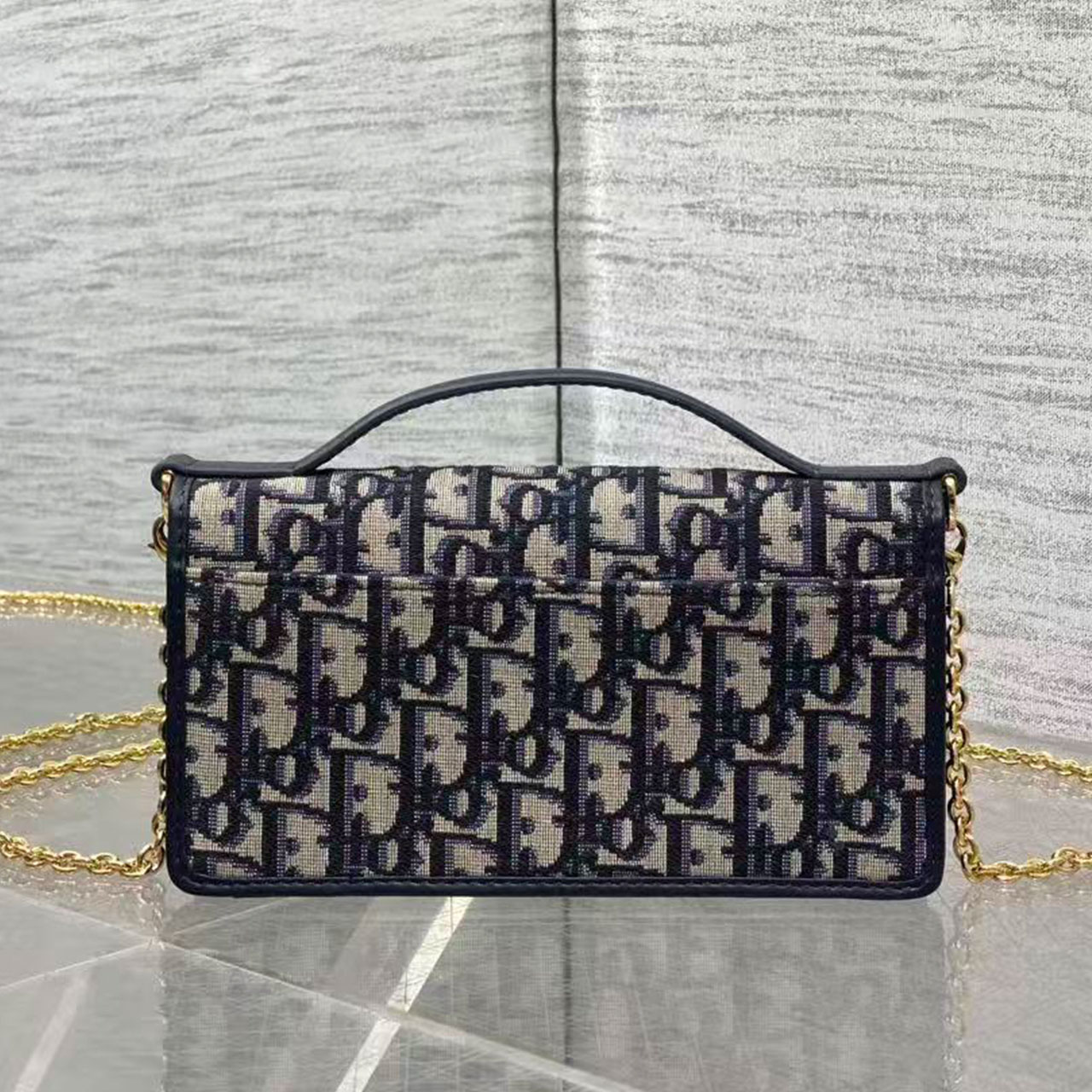 Dior 30 Montaigne Vintage Montaigne Handheld Chain Underarm Bag