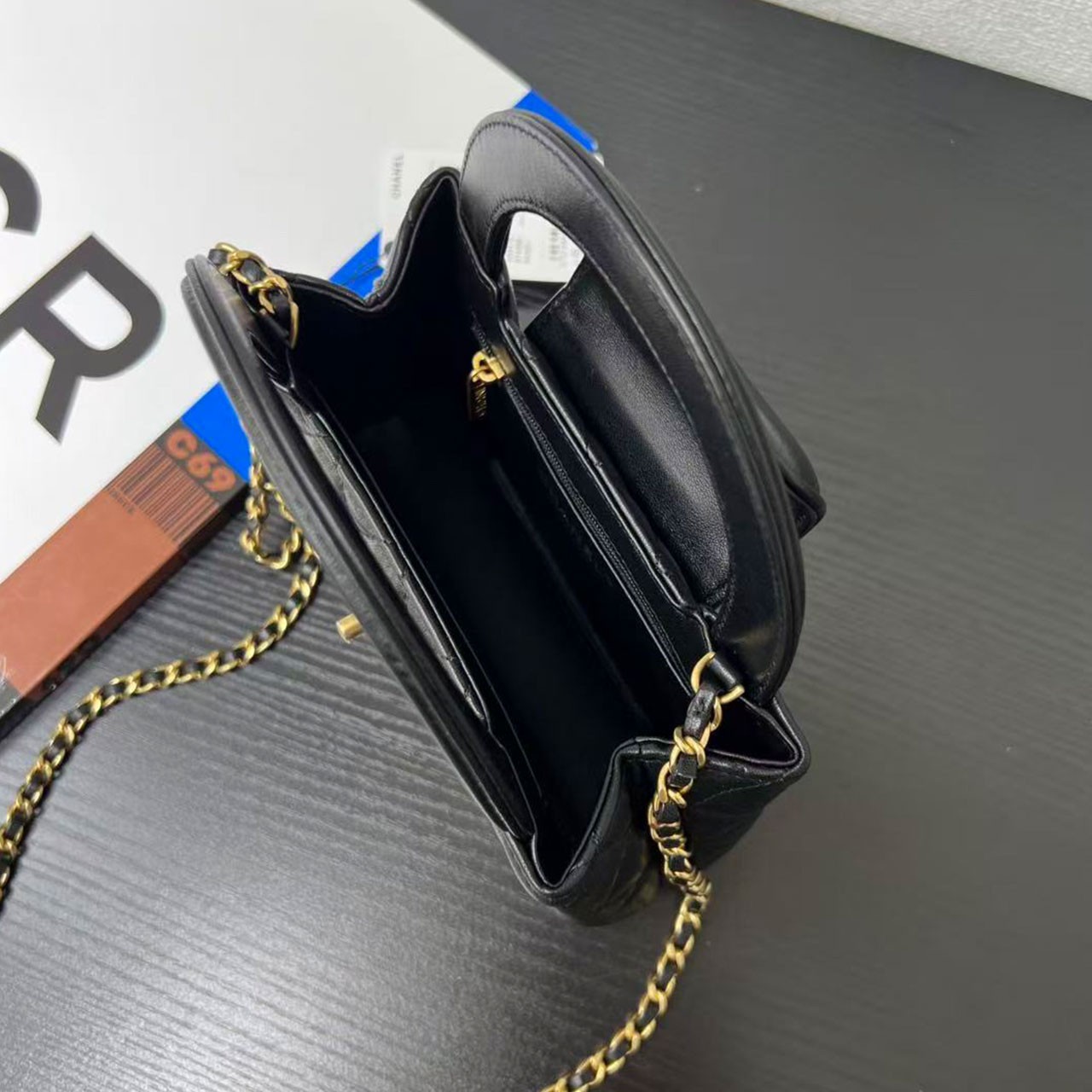 CHANEL Black Sheepskin Diamond Grid Round Handle Mini Handheld Crossbody Bag