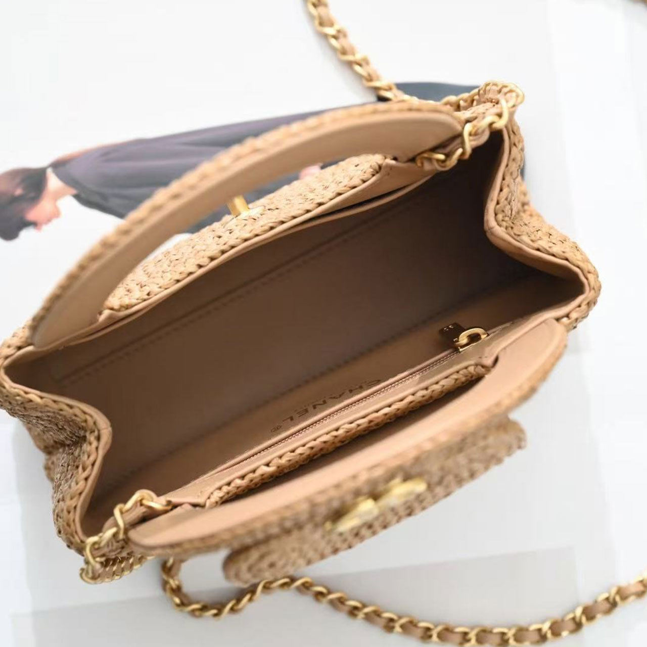 CHANEL straw woven round handle mini flip chain handbag