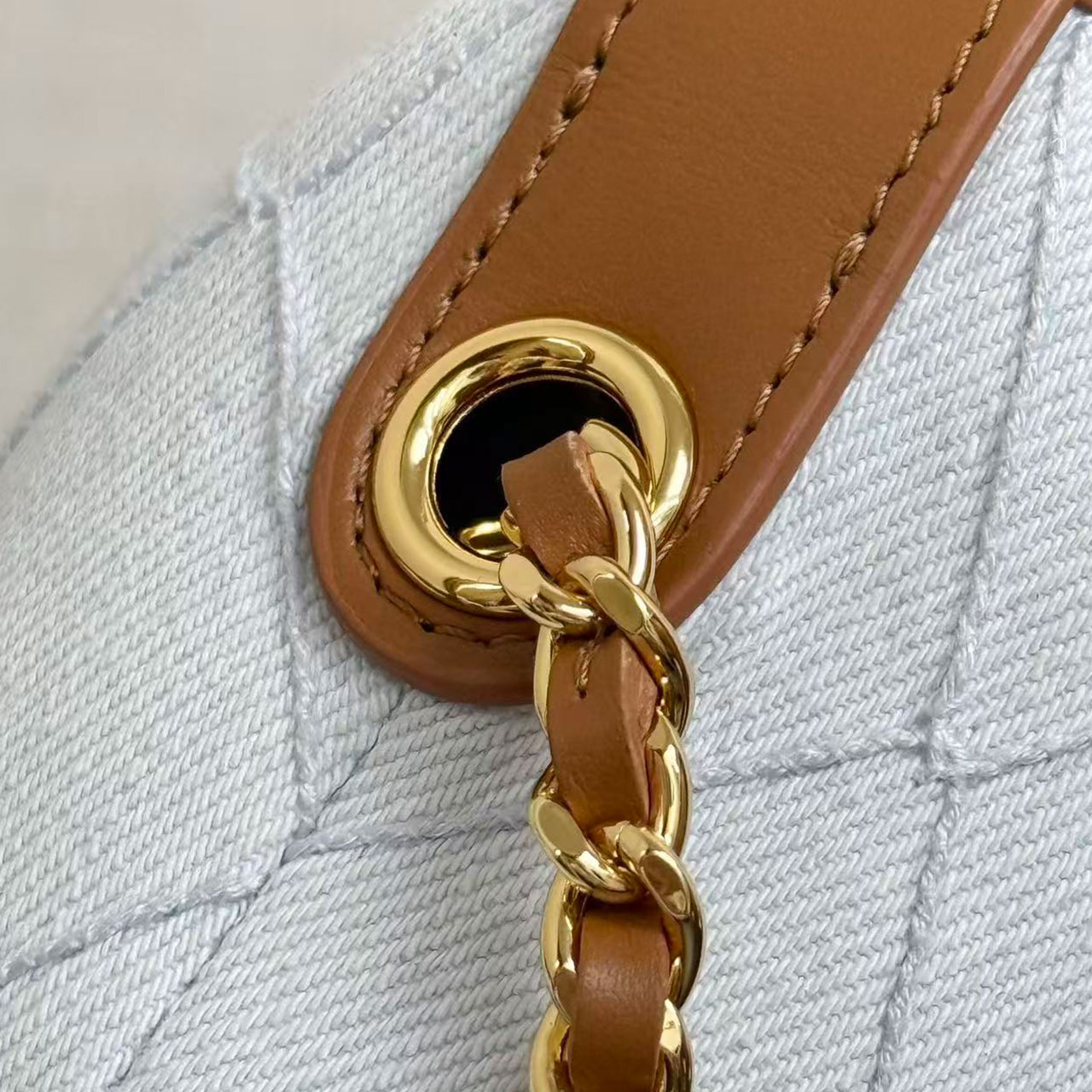 CHANEL light denim diamond grid patchwork tanned leather lunch box, hand-held crossbody bag