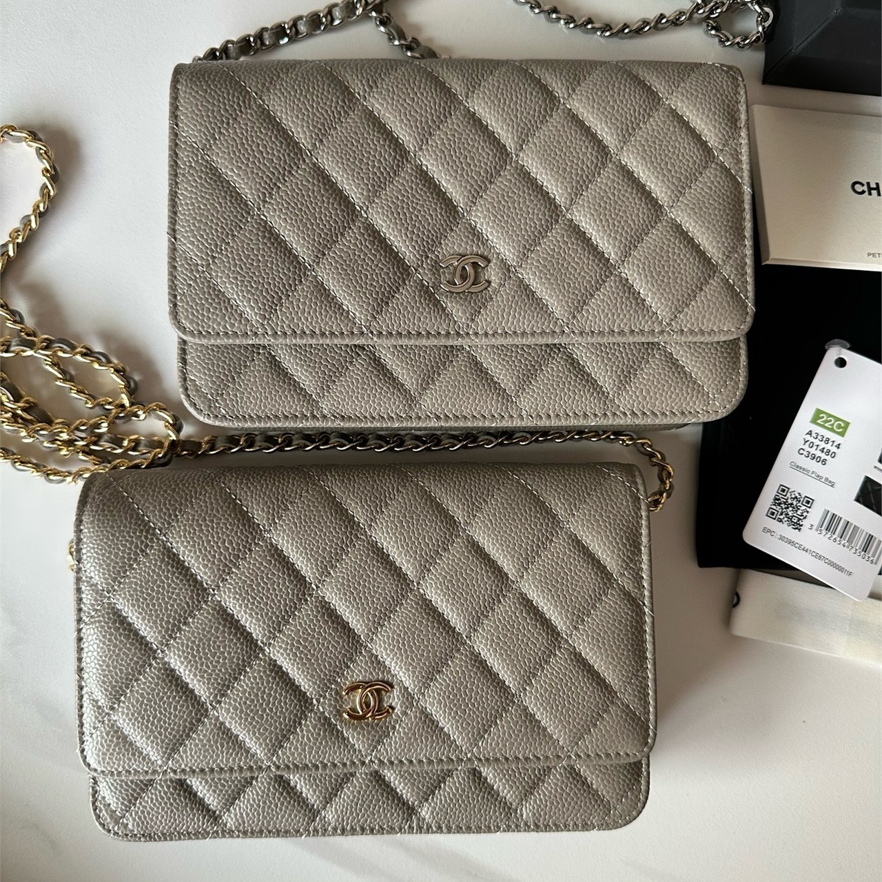CHANEL white caviar cowhide gold label WOC chain wealth bag