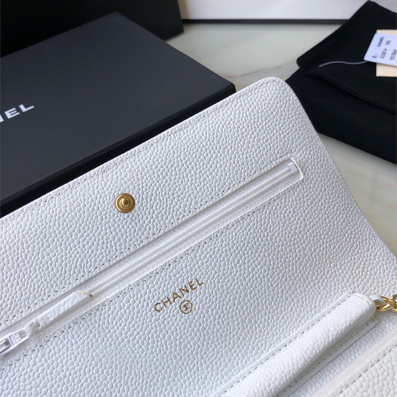 CHANEL white caviar cowhide gold label WOC chain wealth bag