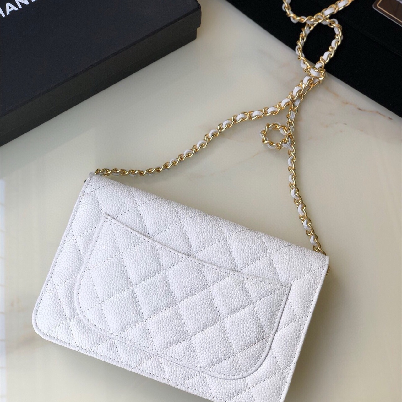 CHANEL white caviar cowhide gold label WOC chain wealth bag