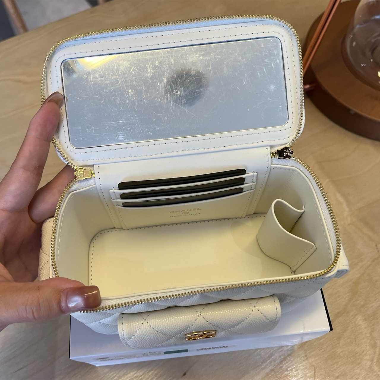 CHANEL Milk White Caviar Leather Handheld Makeup Box Chain Bag