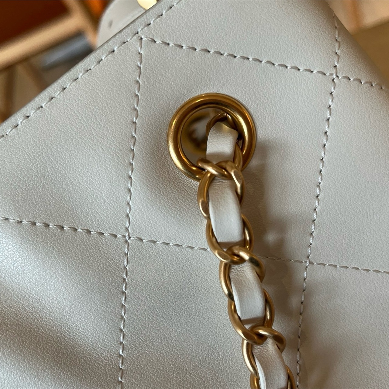 CHANEL Milk White Smooth Leather Diamond Grid Double Chain Tote Commuter Bag