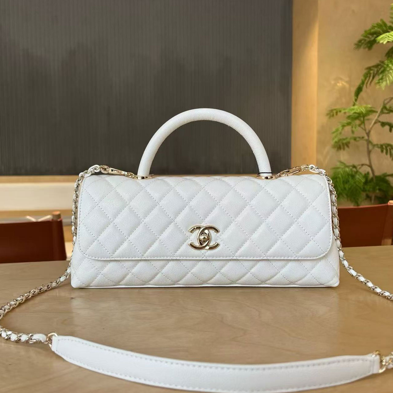 CHANEL Black Caviar Cowhide Wine Red Lizard Pattern Handle Long Stick Handheld Crossbody Bag