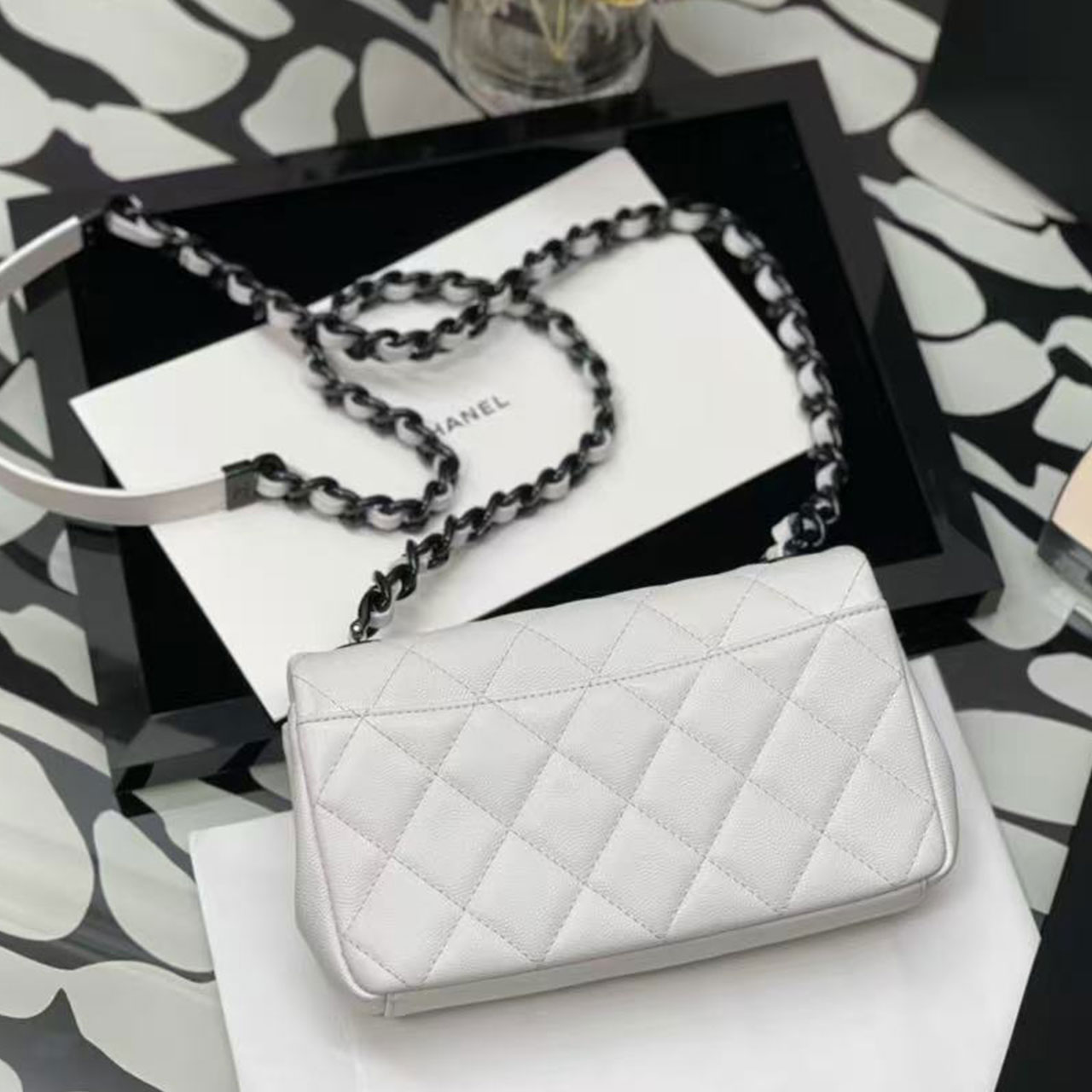 CHANEL Milk White Soft Light Sheepskin Gun Black Metal Diamond Grid CF Flip Chain Bag