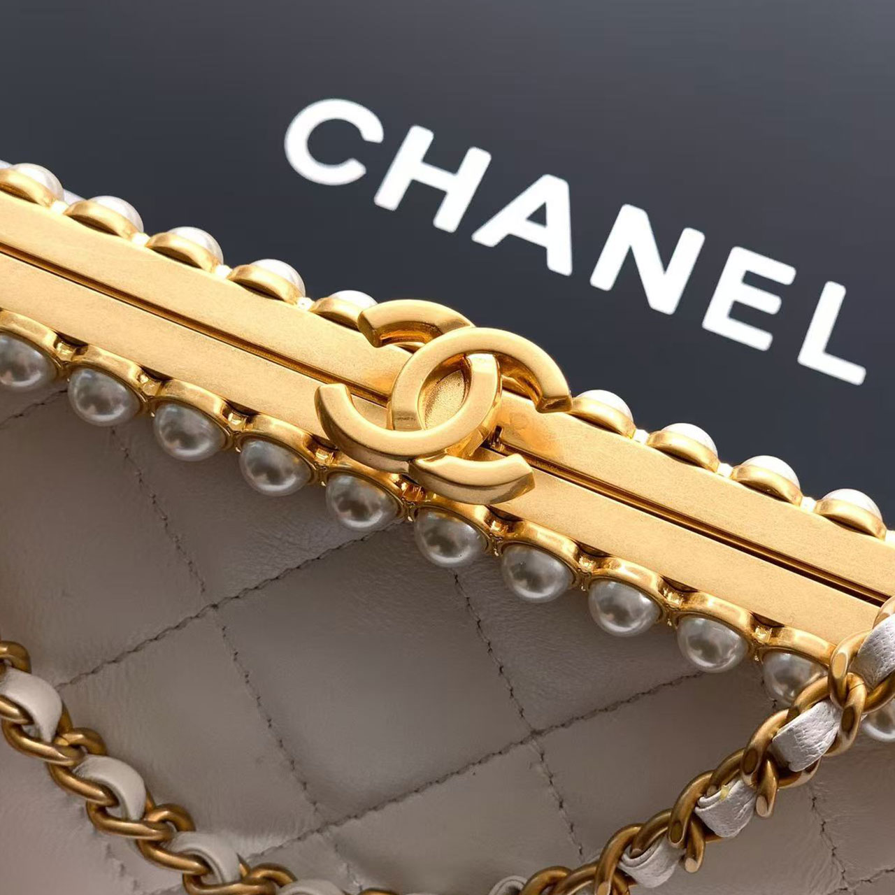 CHANEL 26C Pearl Premium Banquet Package