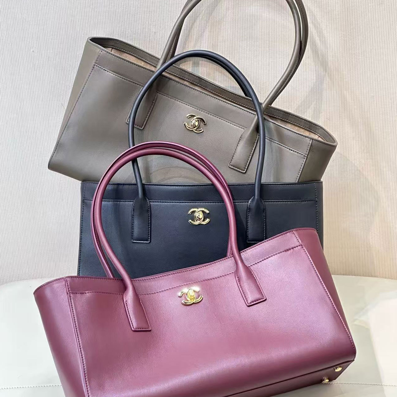 CHANEL 26S Cerf Ultra Classic Tote Bag 👜