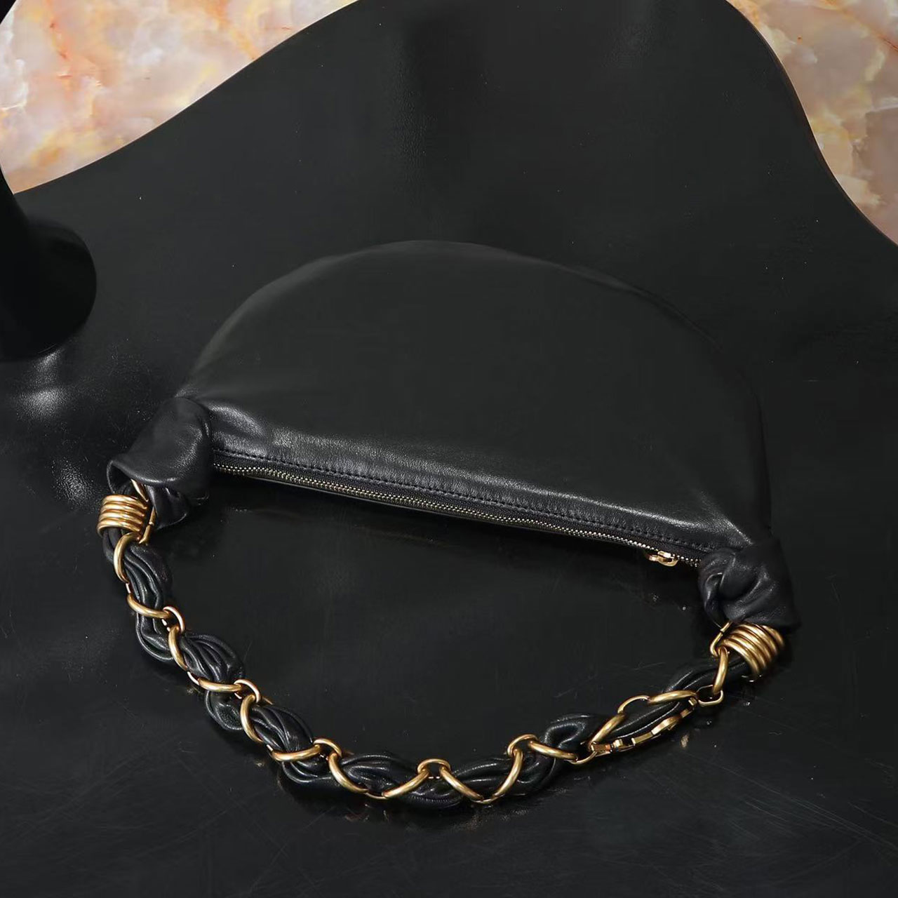 YSL AMALIA Hobo croissant