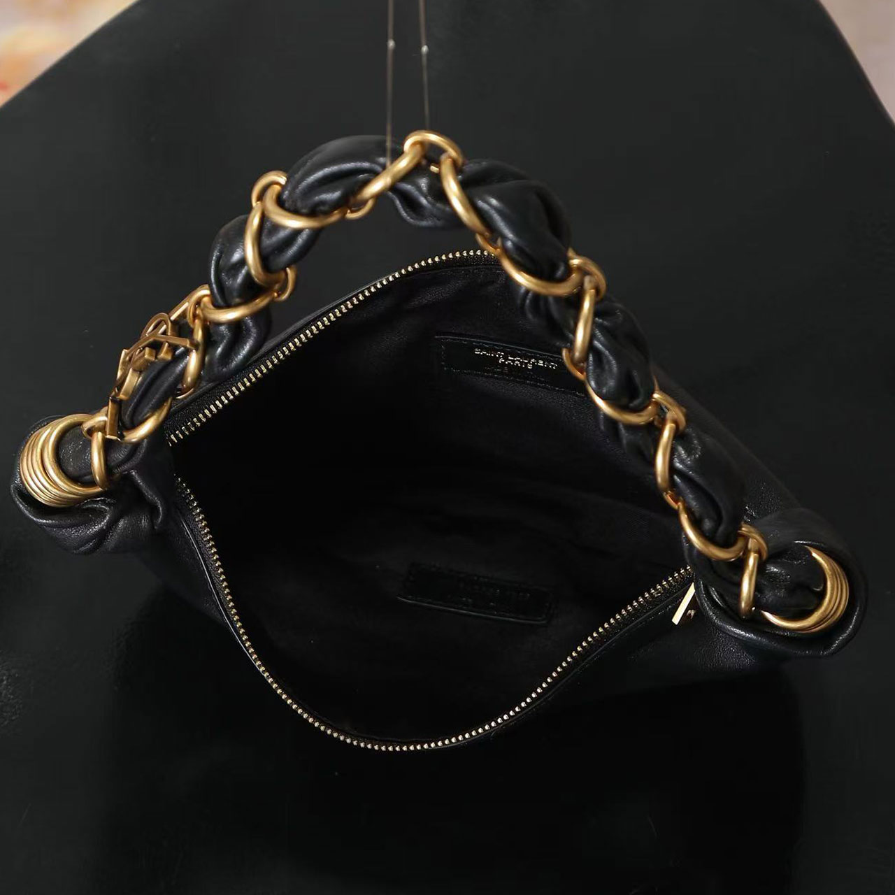 YSL AMALIA Hobo croissant