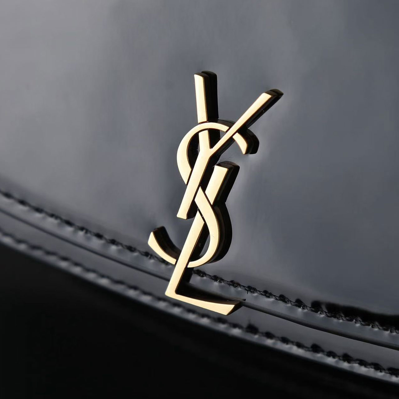 YSL New Voltaire_ Underarm Saddle Bag