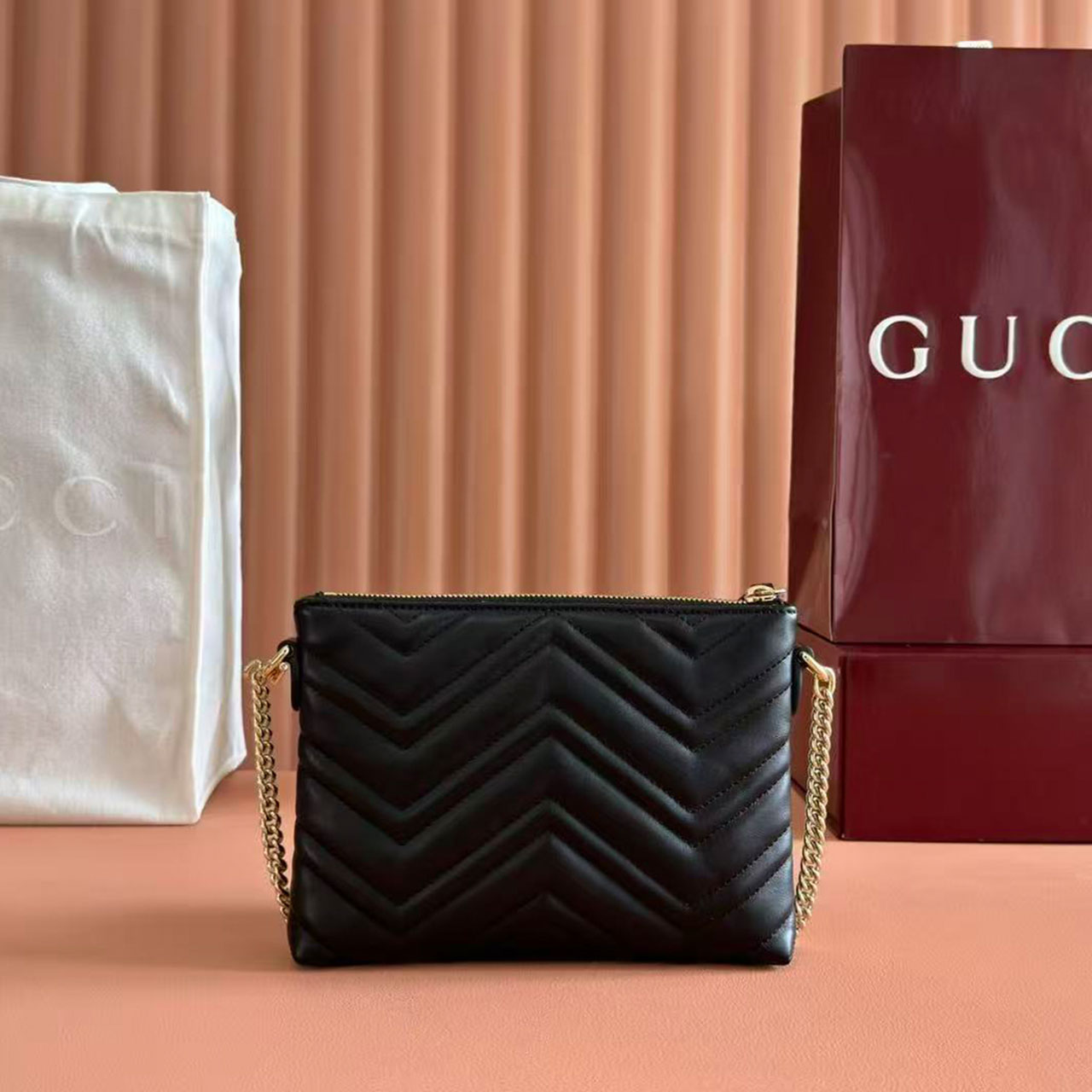 Gucci GG Marmont V-Quilted Chain Clutch Crossbody Bag