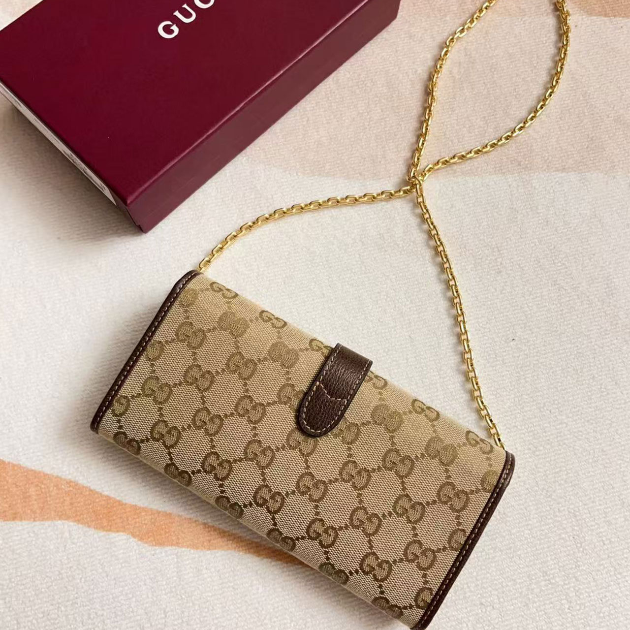 Gucci Jackie 1961 GG Supreme Chain Wallet Crossbody Bag