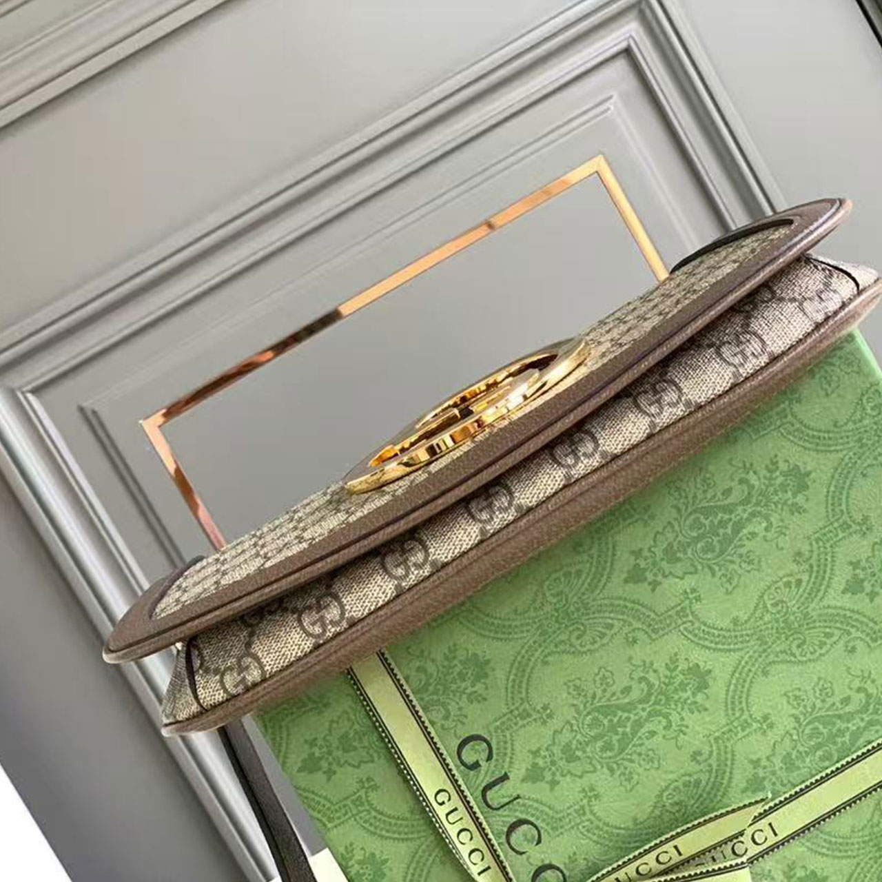 Gucci Blondie GG Supreme Shoulder Bag