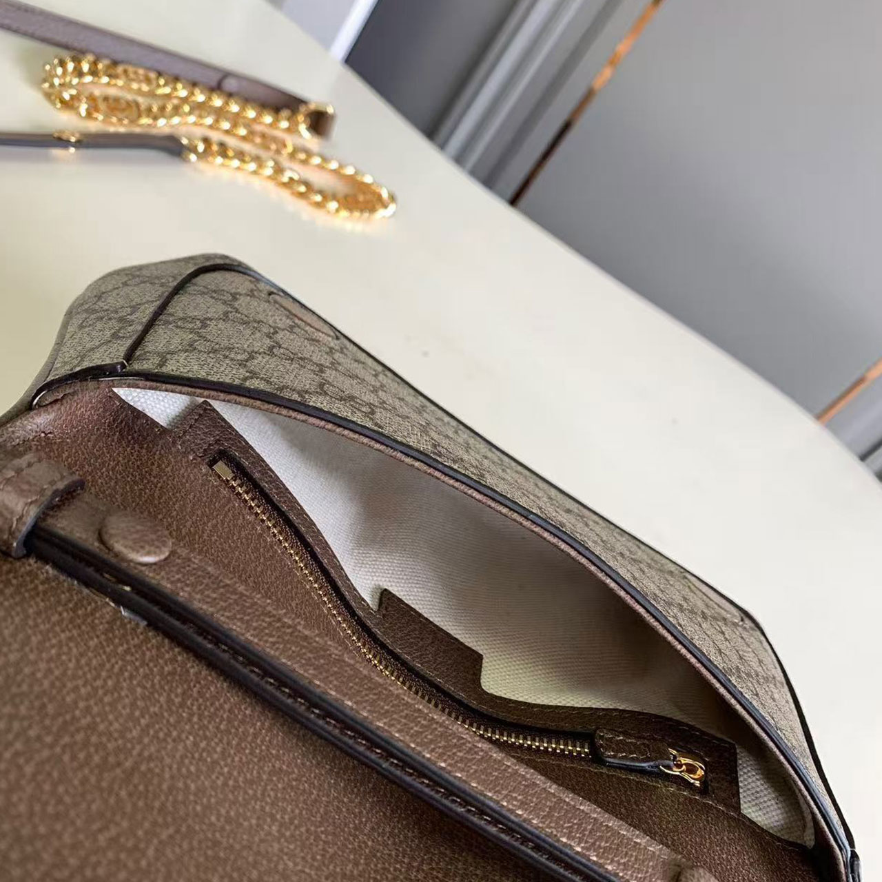 Gucci Blondie GG Supreme Shoulder Bag